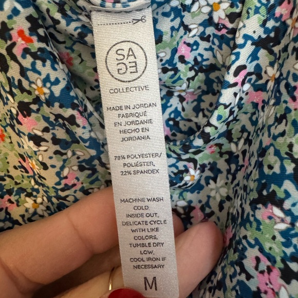 Sage Collective Floral Patterned Fabric - Picture 3 of 3